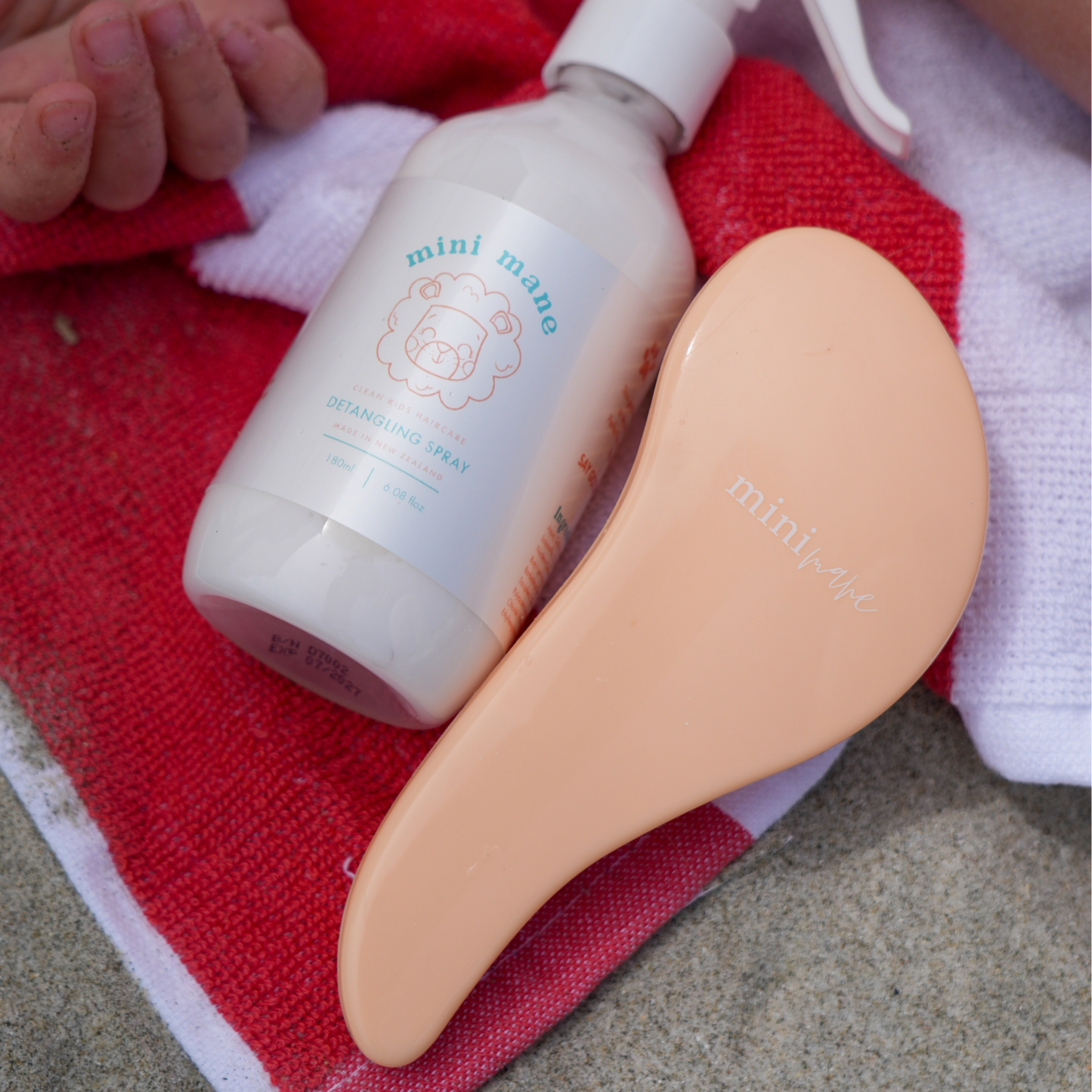 The Detangling Duo